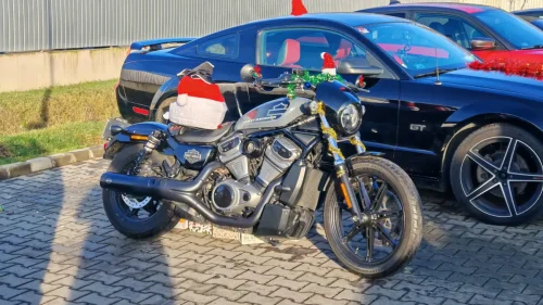 2025-12-06-motoros-miku-006