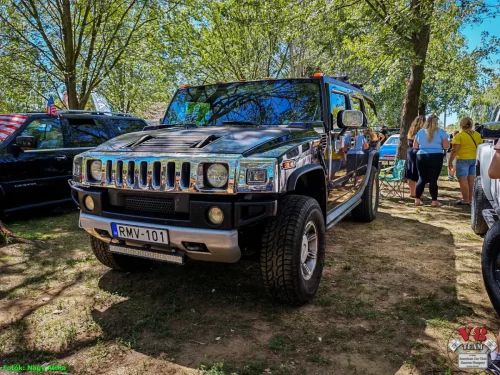 4-V8 Team Levelek
