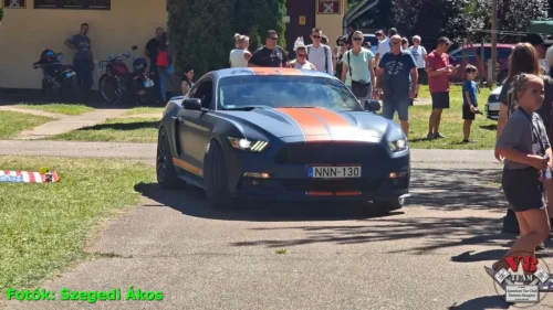 4-V8 Team Levelek