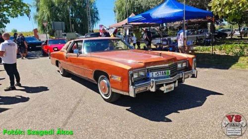 4-V8 Team Levelek