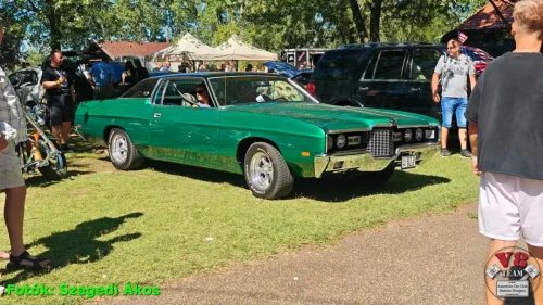 4-V8 Team Levelek